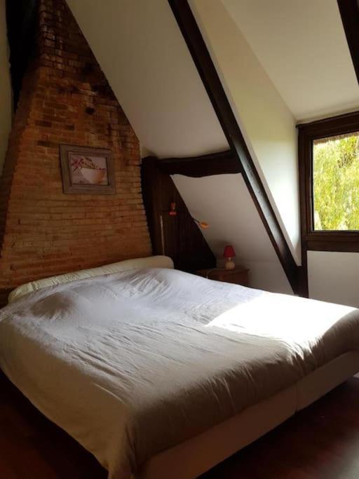 Chaumiere Familiale Weekend & Vacances Paisible Saint-Philbert-sur-Risle Exterior foto